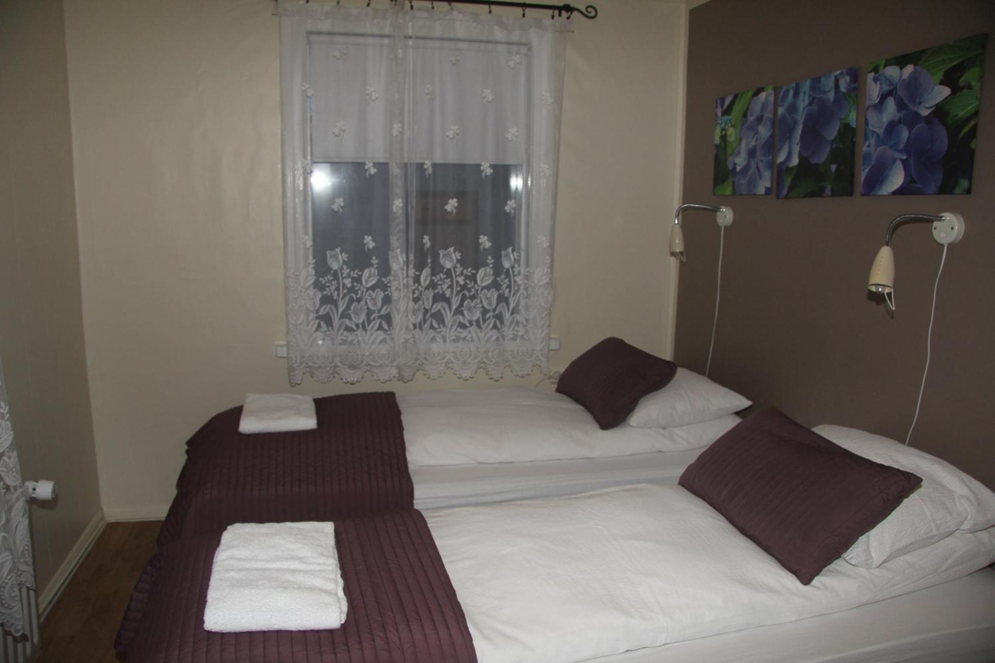 Gula Villan Guesthouse 阿克雷里 外观 照片