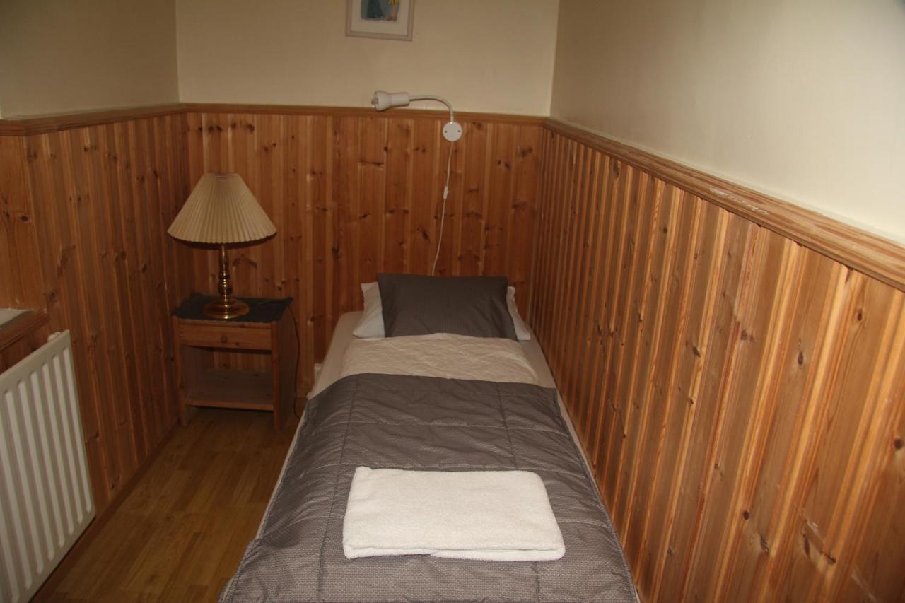 Gula Villan Guesthouse 阿克雷里 外观 照片