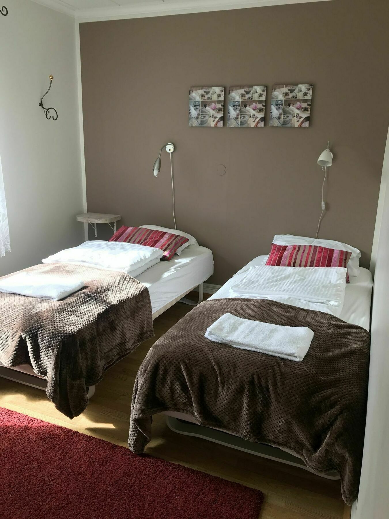 Gula Villan Guesthouse 阿克雷里 外观 照片