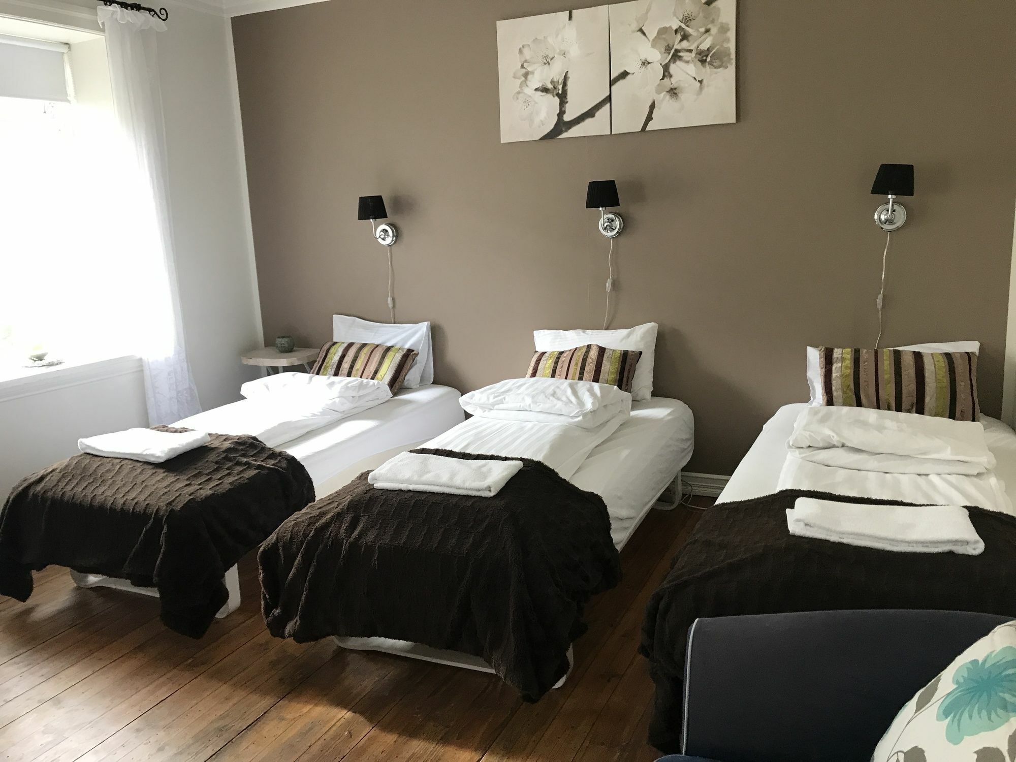 Gula Villan Guesthouse 阿克雷里 外观 照片